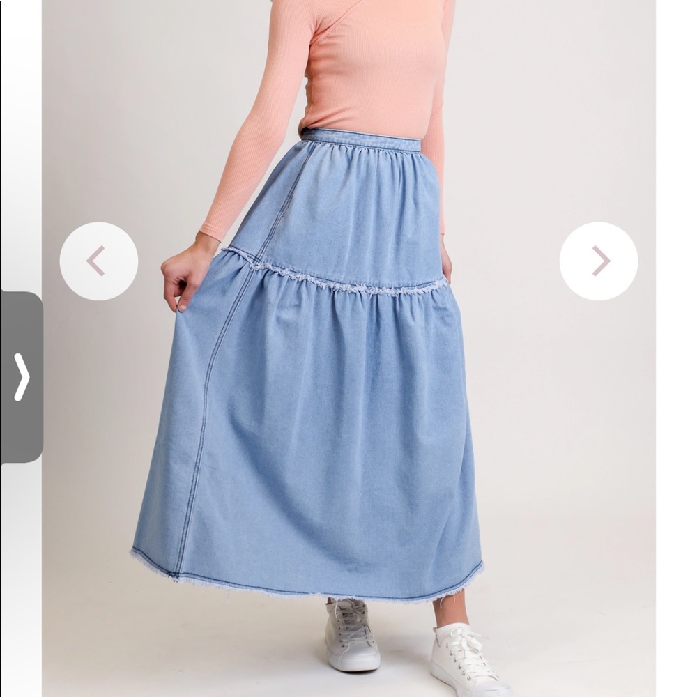 Maxi denim skirt waist 31 inches